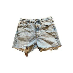 Levi 501 28 Light Wash Cutoff Shorts